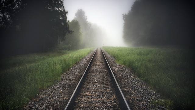 Railroads Rails Grass Fog عکس طبیعت  بارگیری تصویر زمینه در رایانه رومیزی ، تبلت 1