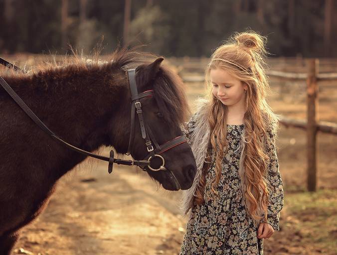 اسب اسب ویکتوریا دوبروسکایا دختران کوچک حیوانات مو عکس کودکان تصویر زمینه کودک ، حیوان ، اسب بارگیری تصویر در رایانه رومیزی ، تبلت 1