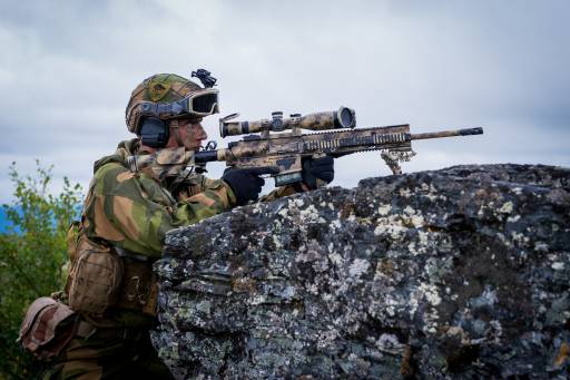 سربازان اسلحه تک تیرانداز ارتش نروژ عکس ارتش تیراندازان  تصویر زمینه سربازی ، سرباز 1