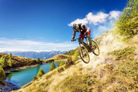 عکس ورزشی یکنواخت دوچرخه مردانه Lake Lake ورزشی ، کوهستانی ، کوهی ، انسان ، دوچرخه ، دوچرخه تصویر زمینه تصویر 1