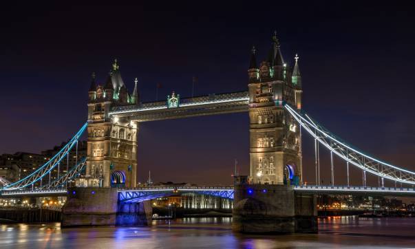 انگلستان پل های رودخانه تیمز ، برج تاور عکس شهرهای شبانه لندن  رودخانه ، پل ، تصویر زمینه تصویر شب 1