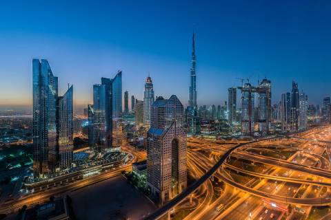 آسمان خراش های دبی امارات امارات متحده عربی جاده های خانه های صبح عکس شهرهای مگاپولیس  ساختمان ، تصویر زمینه مگاپلاس 1