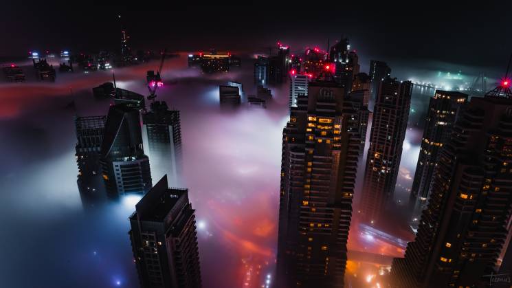 آسمان خراش خانه ها دبی امارات امارات متحده عربی عکس شهرهای مه شب  ساختمان ، تصویر زمینه شب هنگام 1