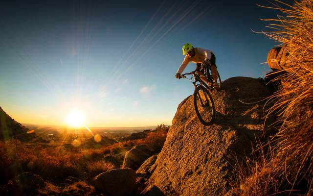 تصویر زمینه مرد ، دوچرخه کوهستان ، دوچرخه سوار 1